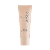  A product image of the Light Luminous Foundation