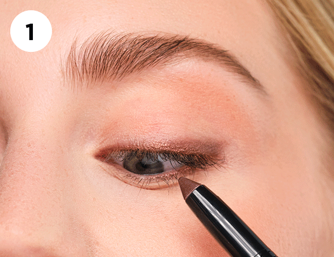 Highlight your eyes for a wide-awake look