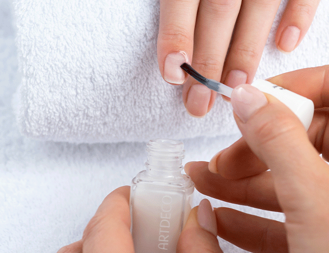 How to properly remove cuticles
