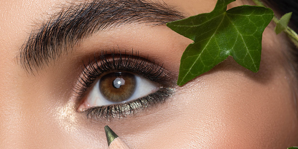 Maquillage des yeux avec la gamme Green Couture | ARTDECO